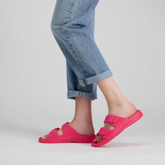 Women's Everywear Lightweight Waterproof Adjustable Double Buckle Slide Sandal - Picture 6 of 6